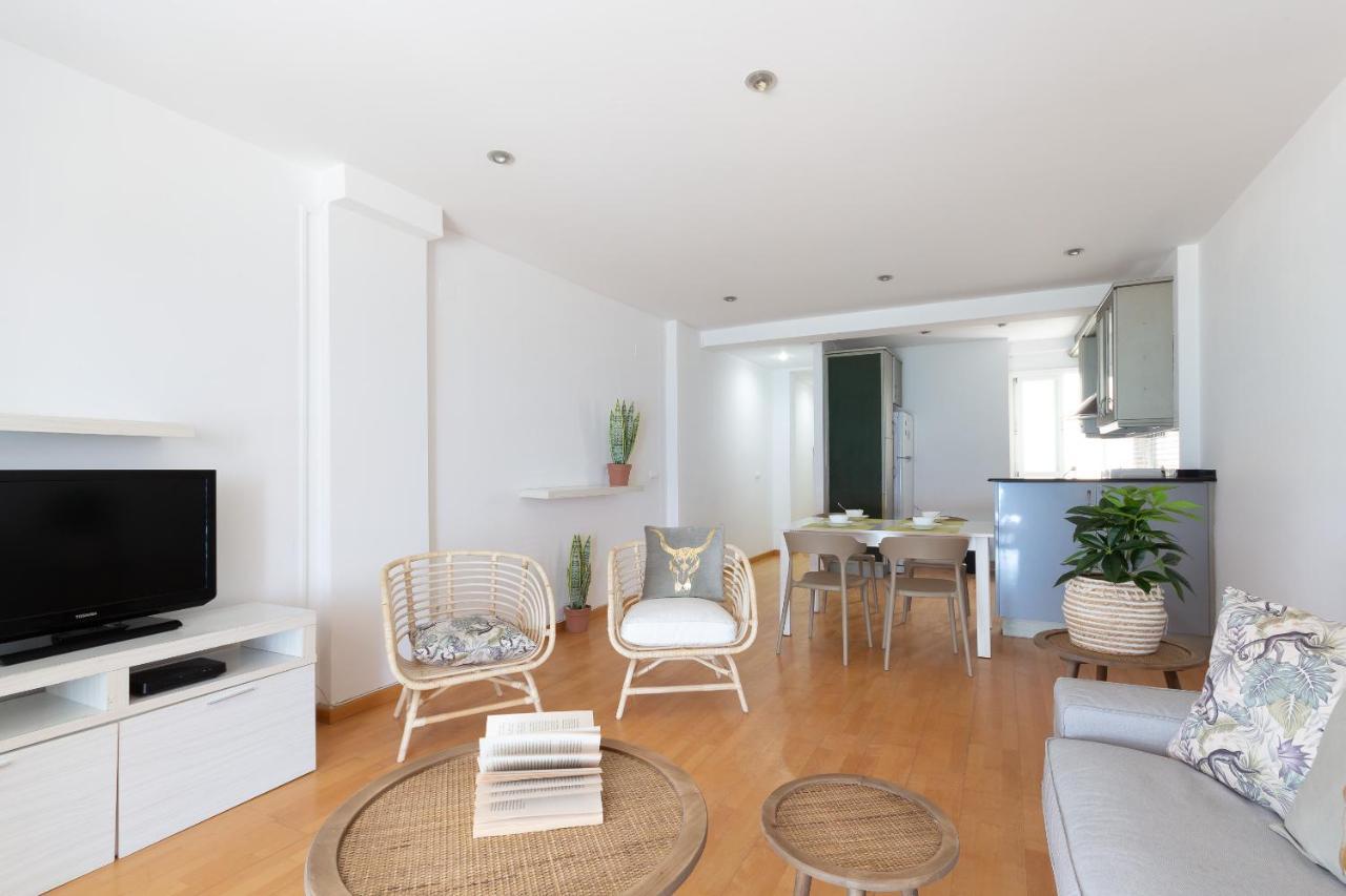 Apartamento Frentemar 2 - Costa Carpediem كاليبي المظهر الخارجي الصورة